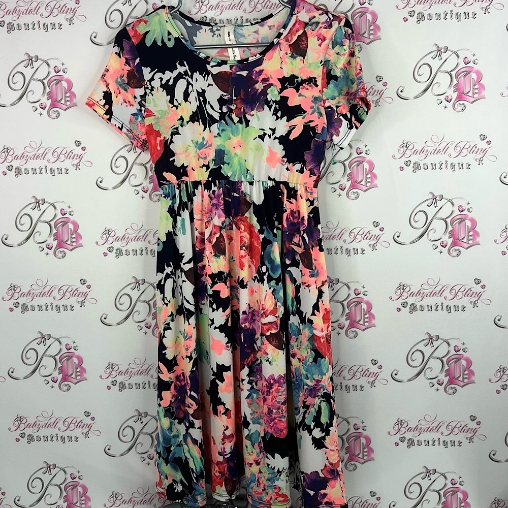 Vanilla Bay dress tshirt style flowers Floral Dress - Pink and Green
